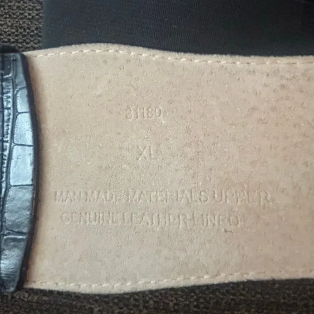 Woman's Wide Stretch Belt Size XL Buckle Leather and Manmade 38”-42”